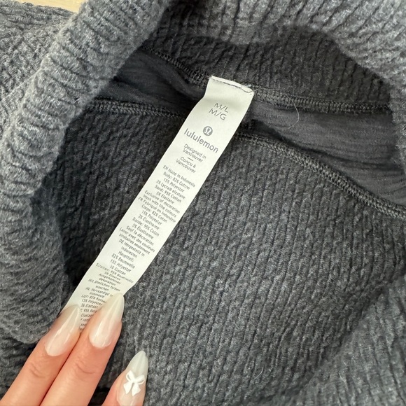 Lululemon Oversized Turtleneck Sweater - Picture 3 of 3